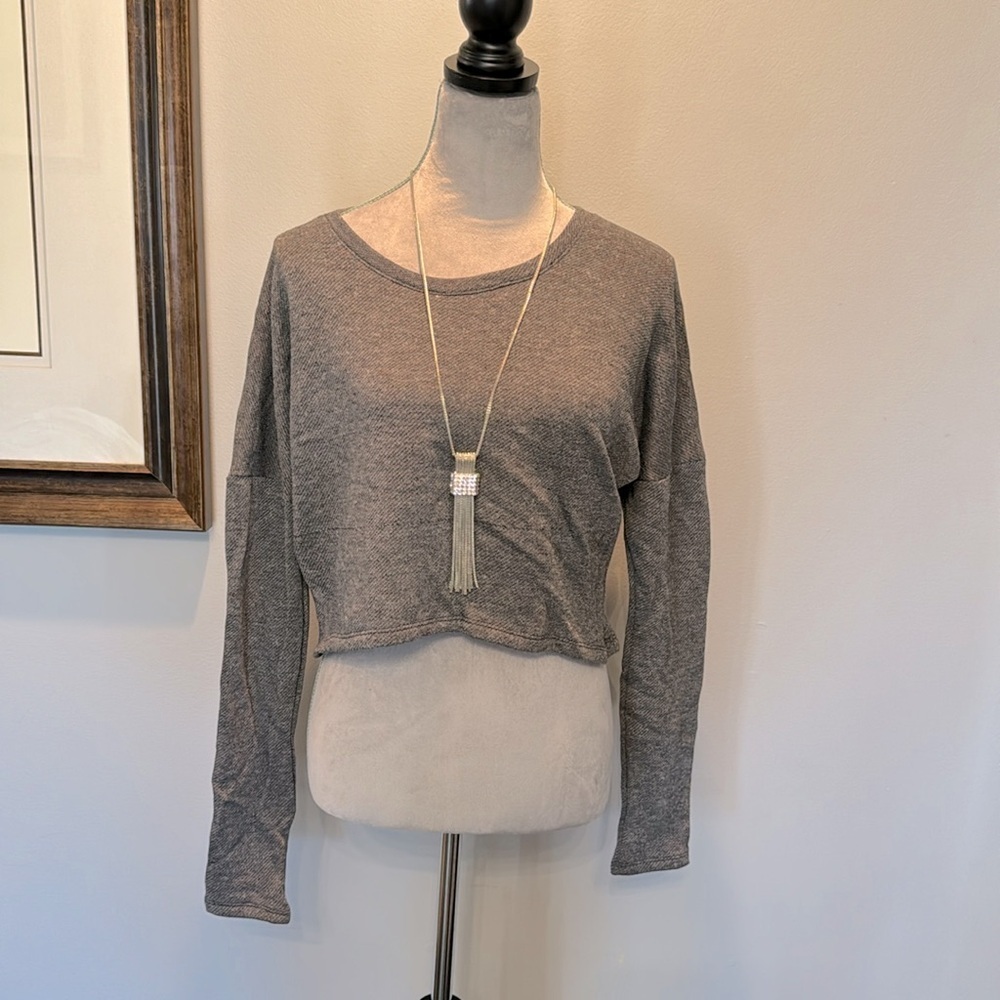 Zenana Outfitters cropped top NWT M